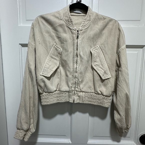 Zara Oatmeal Cropped Distressed Bomber Jacket Size Small EUC - Picture 2 of 5